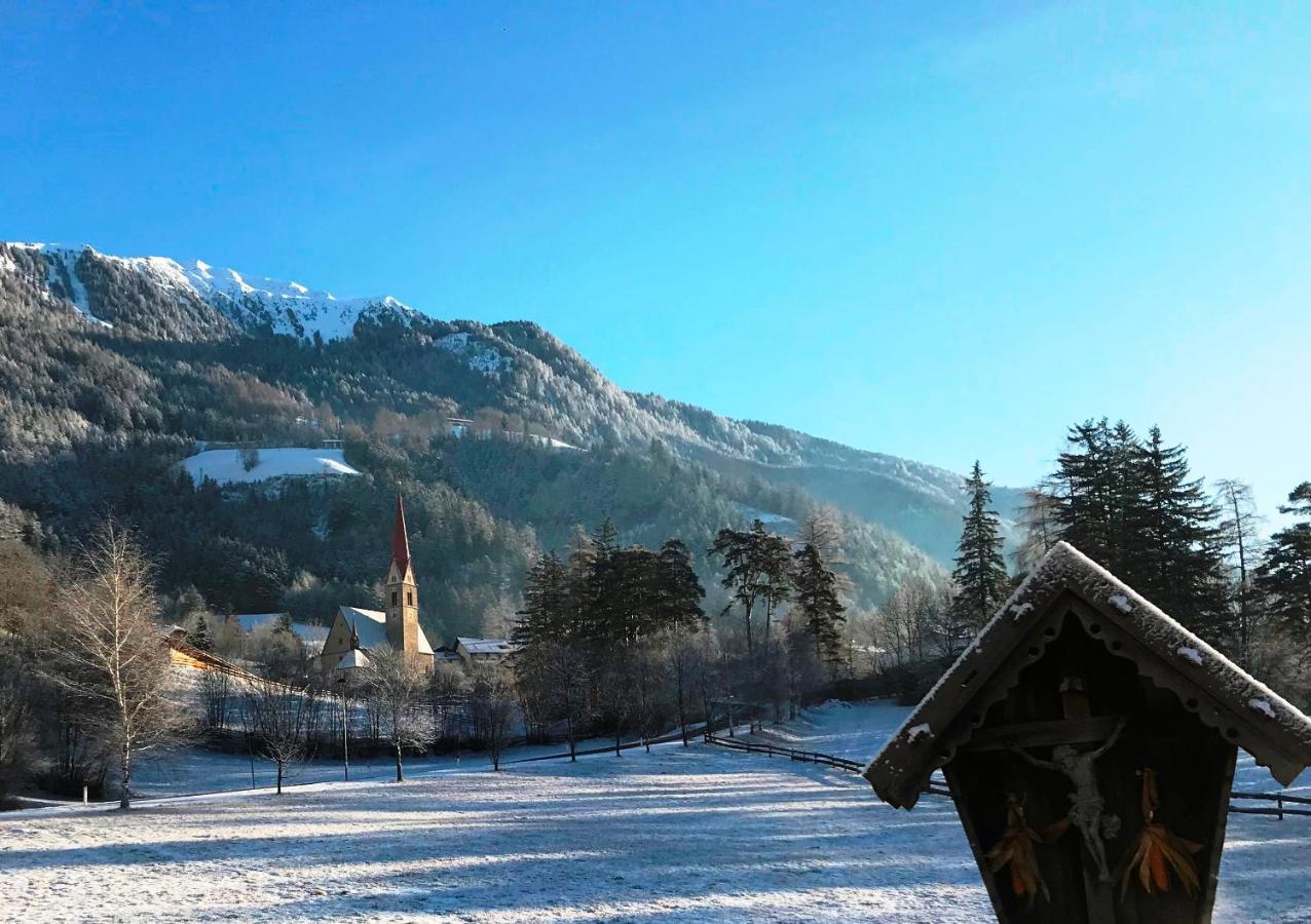 Historic Guesthouse Bircher B&B Apartments Near Sterzing Campo di Trens Exterior photo